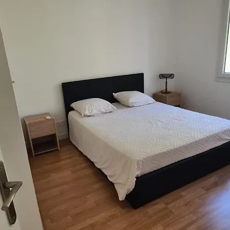 Apartamento Joli 3 Pieces Spacieux Refait A Neuf Avec 2 Belles Terrasses