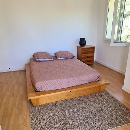 Joli 3 Pieces Spacieux Refait A Neuf Avec 2 Belles Terrasses Apartamento *